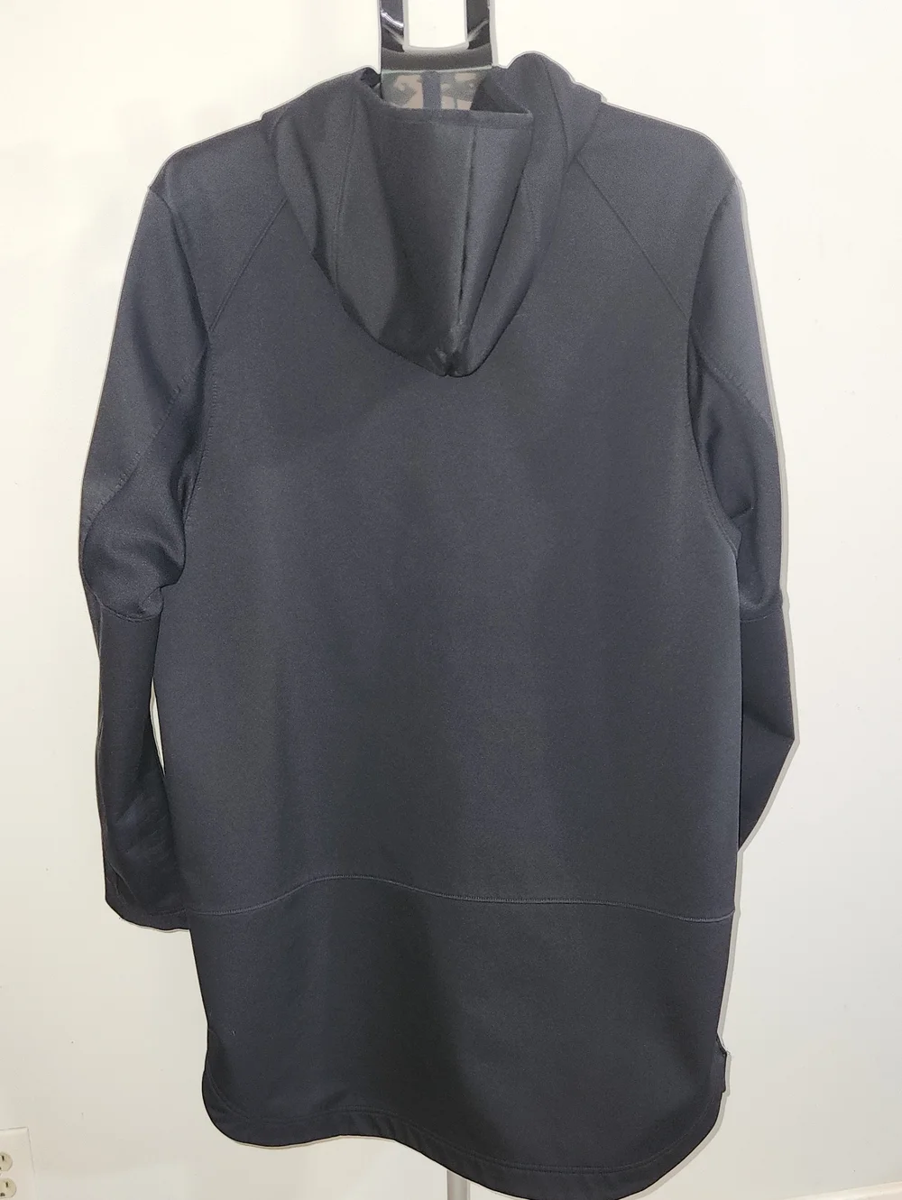 Nike Shield Protect Mens Black Basketball Jacket Parka. Size XL.